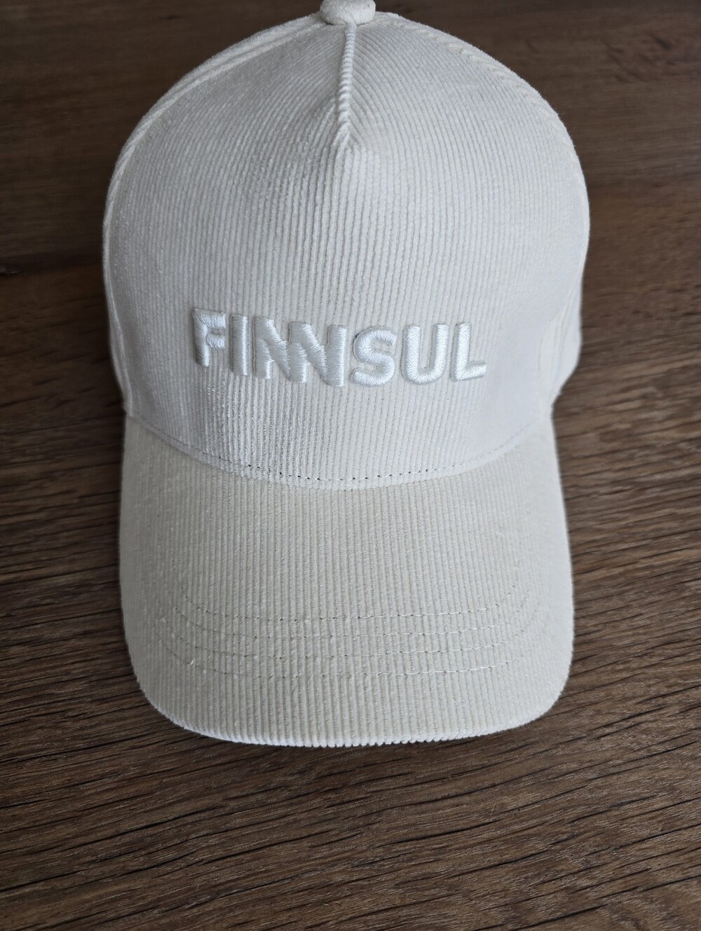 FINNSUL Cream Corduroy Logo Snapback Baseball Cap Hat One Size 58 cm
